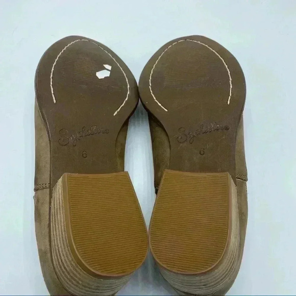 Seychelles Remembrance Cutout Bootie in Taupe leather ankle bootie size 6 - Picture 7 of 7